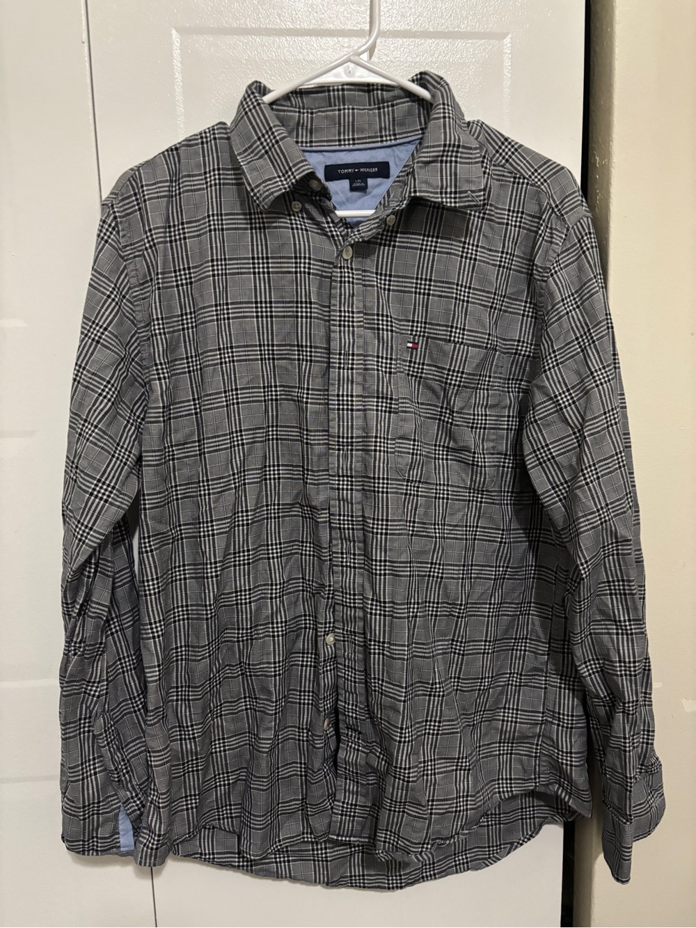Tommy Hilfiger Men’s Black and Gray Plaid Button-Down Shirt